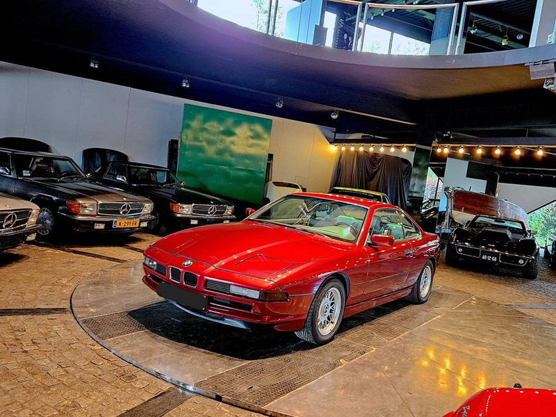 BMW 850iA - Легковой автомобиль: фото 2 BMW 850iA - Легковой автомобиль: фото 2