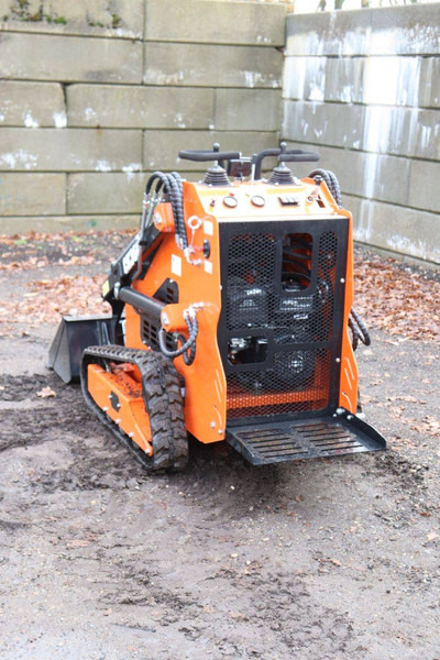 Captok 36C - Гусеничный погрузчик: фото 4 Captok 36C - Гусеничный погрузчик: фото 4