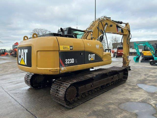 Caterpillar 323DL - Гусеничный экскаватор: фото 4 Caterpillar 323DL - Гусеничный экскаватор: фото 4