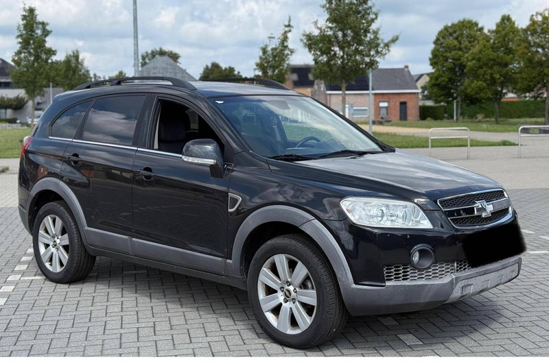 Chevrolet Captiva 2.0 VCDI Automatic - Седан: фото 4 Chevrolet Captiva 2.0 VCDI Automatic - Седан: фото 4