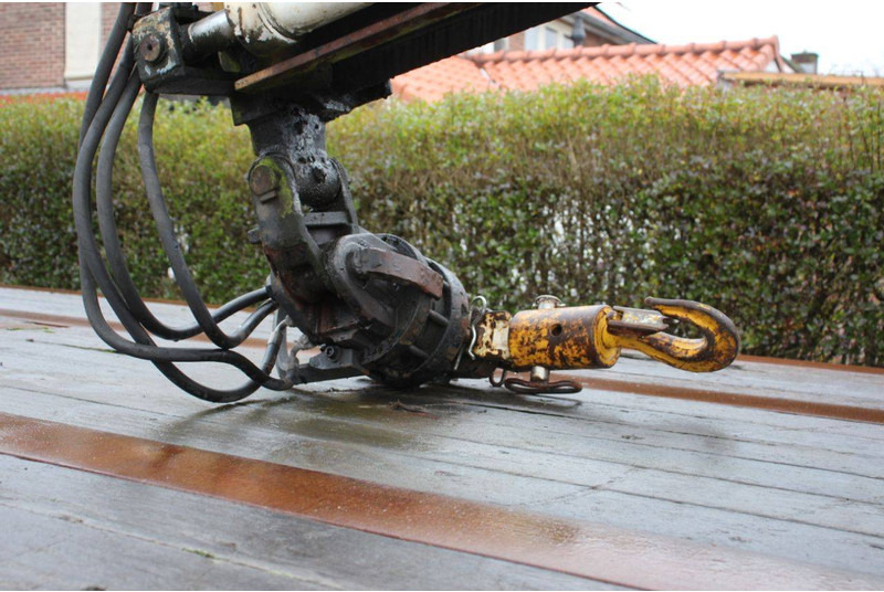 Полуприцеп бортовой/ Платформа Floor FLO 17 30H2: фото 9 Полуприцеп бортовой/ Платформа Floor FLO 17 30H2: фото 9