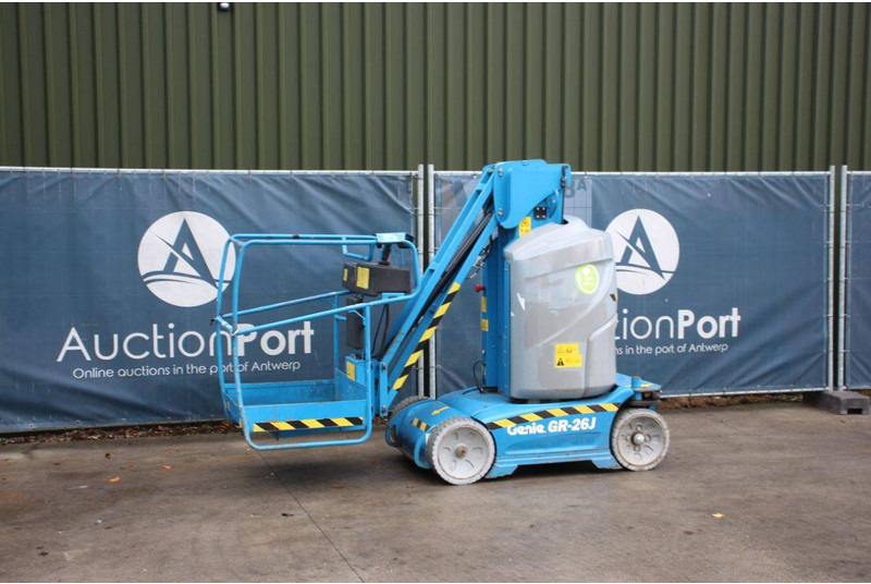 Genie GR-26J - Подъёмник: фото 1 Genie GR-26J - Подъёмник: фото 1