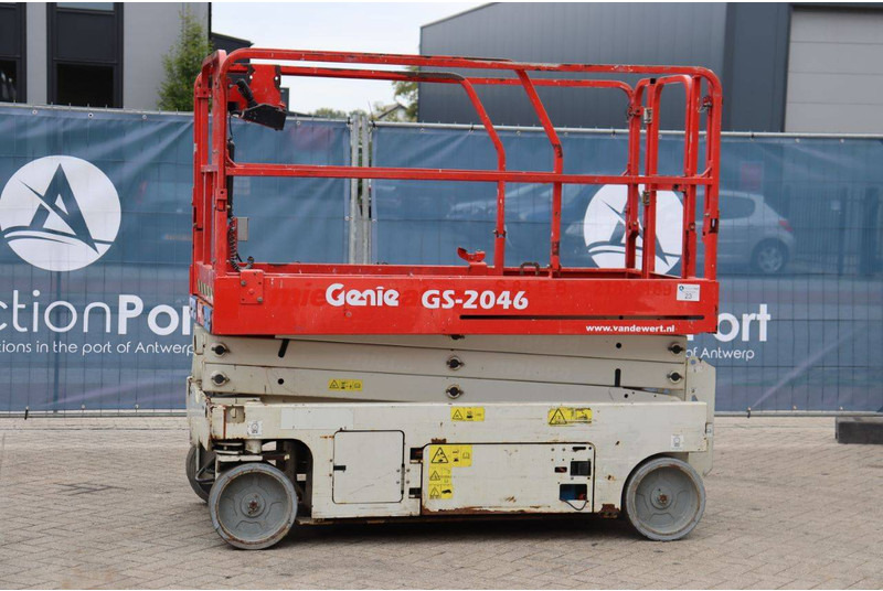 Genie GS-2046 - Ножничный подъемник: фото 1 Genie GS-2046 - Ножничный подъемник: фото 1