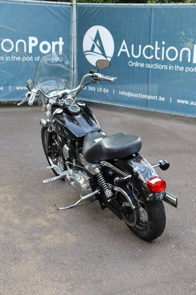 Harley-Davidson Dyna Low Rider - Мотоцикл: фото 4 Harley-Davidson Dyna Low Rider - Мотоцикл: фото 4