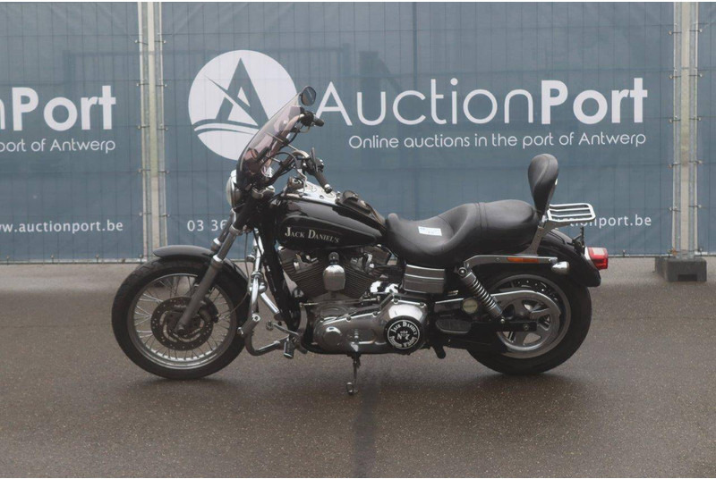 Harley-Davidson Dyna Super Glide Custom - Мотоцикл: фото 2 Harley-Davidson Dyna Super Glide Custom - Мотоцикл: фото 2