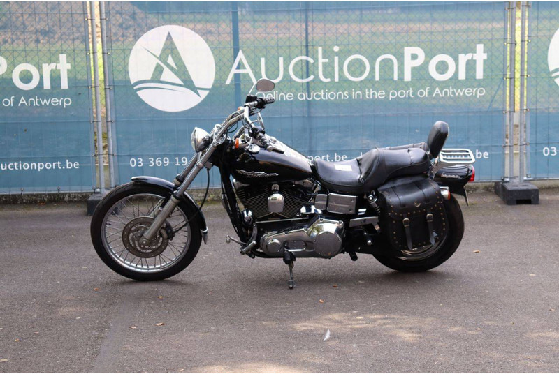 Harley-Davidson Dyna Wide Glide - Мотоцикл: фото 1 Harley-Davidson Dyna Wide Glide - Мотоцикл: фото 1