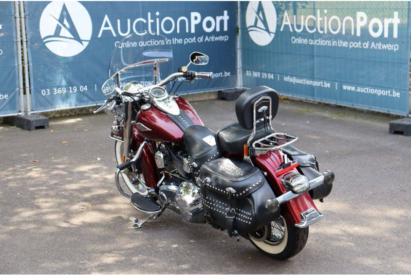 Harley-Davidson Heritage Softail - Мотоцикл: фото 4 Harley-Davidson Heritage Softail - Мотоцикл: фото 4
