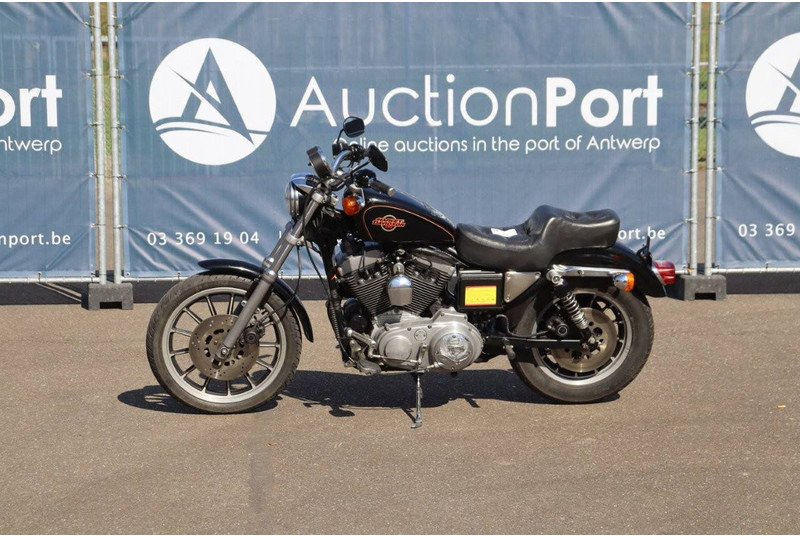 Harley-Davidson SPORTSTER XL 1200 - Мотоцикл: фото 1 Harley-Davidson SPORTSTER XL 1200 - Мотоцикл: фото 1