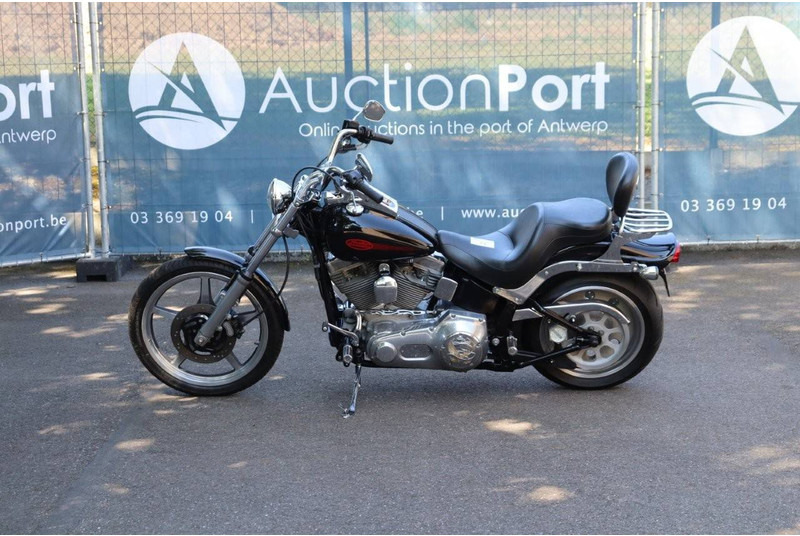 Harley-Davidson Softail Custom - Мотоцикл: фото 2 Harley-Davidson Softail Custom - Мотоцикл: фото 2
