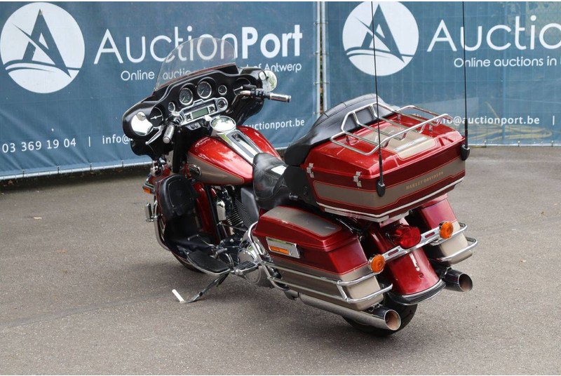 Harley-Davidson Ultra Classic - Мотоцикл: фото 4 Harley-Davidson Ultra Classic - Мотоцикл: фото 4