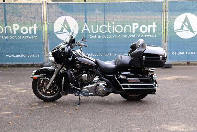Harley-Davidson Ultra Classic - Мотоцикл: фото 2 Harley-Davidson Ultra Classic - Мотоцикл: фото 2