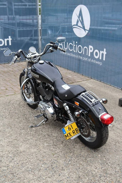 Harley-Davidson XL 1200 L Sportster - Мотоцикл: фото 4 Harley-Davidson XL 1200 L Sportster - Мотоцикл: фото 4