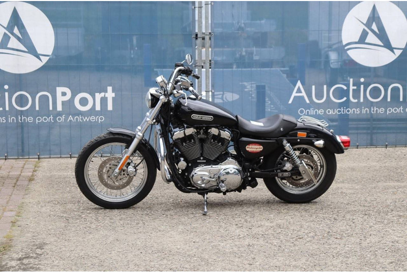 Harley-Davidson XL 1200 L Sportster - Мотоцикл: фото 1 Harley-Davidson XL 1200 L Sportster - Мотоцикл: фото 1
