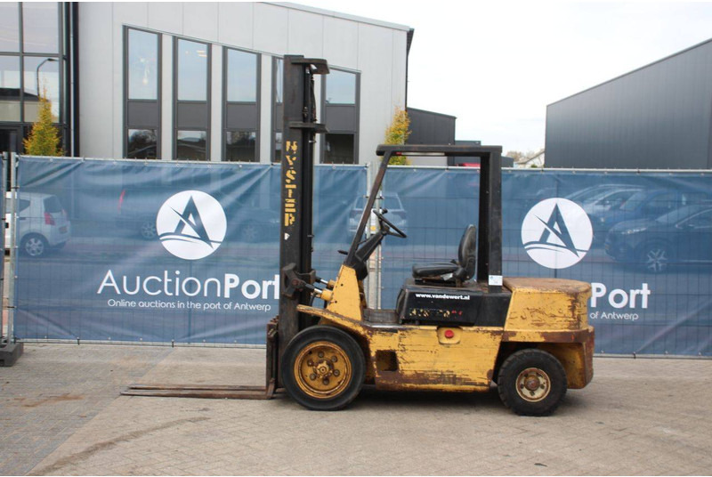 Hyster H3.00XL - Дизельный погрузчик: фото 2 Hyster H3.00XL - Дизельный погрузчик: фото 2