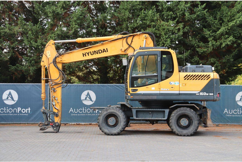 Hyundai R160W-9A - Колёсный экскаватор: фото 2 Hyundai R160W-9A - Колёсный экскаватор: фото 2