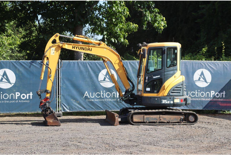 Hyundai Robex 35Z-9 - Гусеничный экскаватор: фото 1 Hyundai Robex 35Z-9 - Гусеничный экскаватор: фото 1