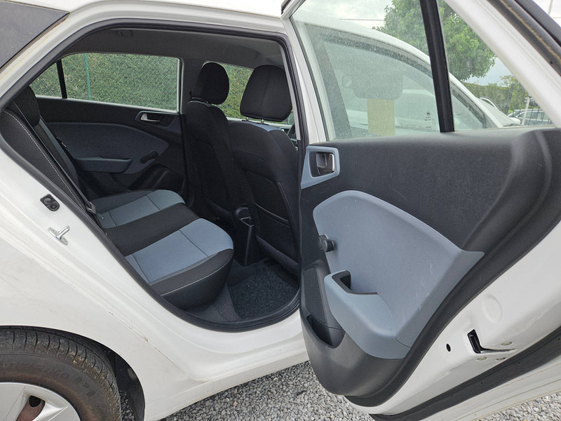 Hyundai i20 1.2 - Седан: фото 4 Hyundai i20 1.2 - Седан: фото 4