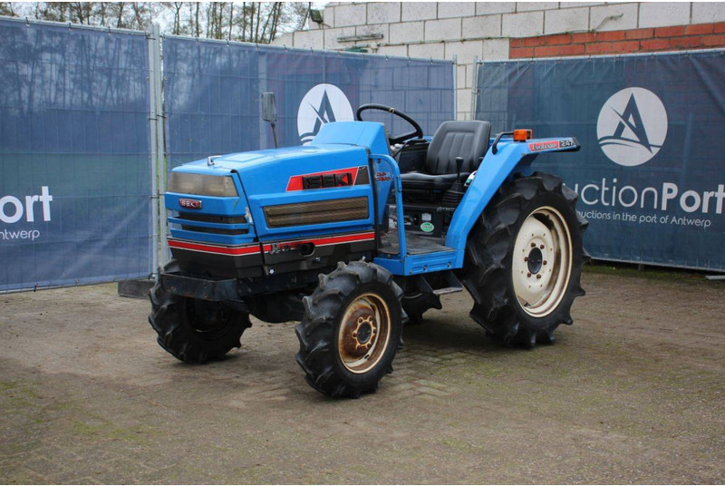 Трактор Iseki Landleader 247: фото 8 Трактор Iseki Landleader 247: фото 8