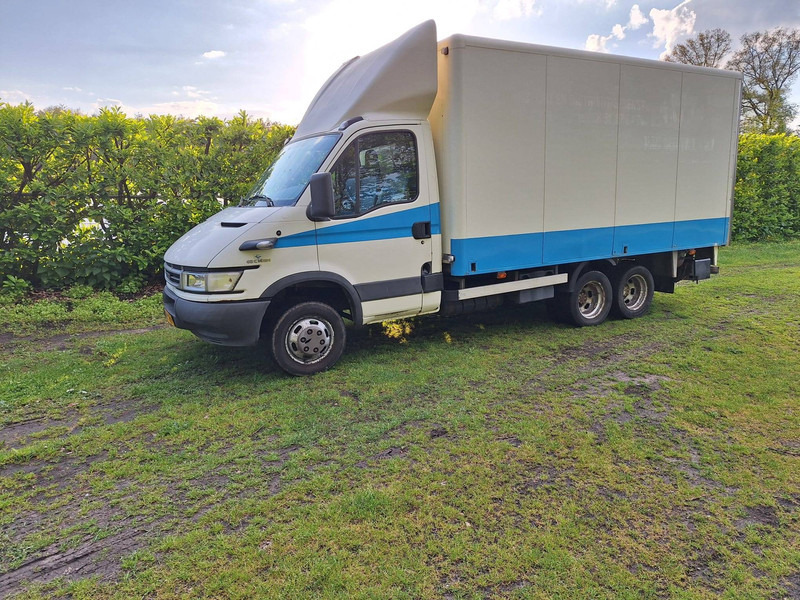 Iveco 40C - Фургон с закрытым кузовом: фото 1 Iveco 40C - Фургон с закрытым кузовом: фото 1