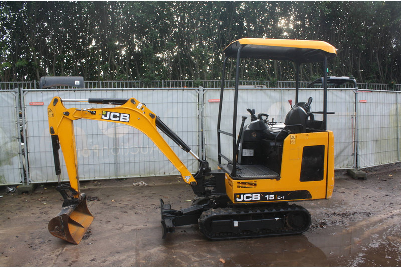 JCB 15C-1 - Мини-экскаватор: фото 2 JCB 15C-1 - Мини-экскаватор: фото 2