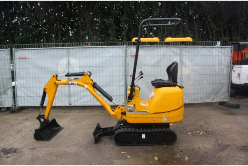 JCB 8008 CT - Мини-экскаватор: фото 1 JCB 8008 CT - Мини-экскаватор: фото 1