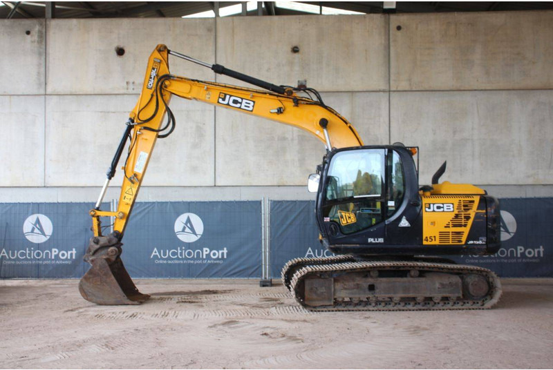 JCB JS130LC - Гусеничный экскаватор: фото 2 JCB JS130LC - Гусеничный экскаватор: фото 2