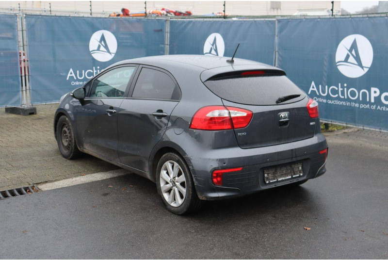 Kia Rio - Седан: фото 5 Kia Rio - Седан: фото 5