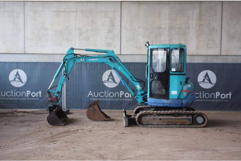 Kubota U-35 - Гусеничный экскаватор: фото 2 Kubota U-35 - Гусеничный экскаватор: фото 2