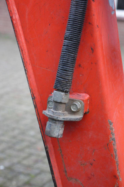 Гусеничный экскаватор Kubota U27-4: фото 19 Гусеничный экскаватор Kubota U27-4: фото 19