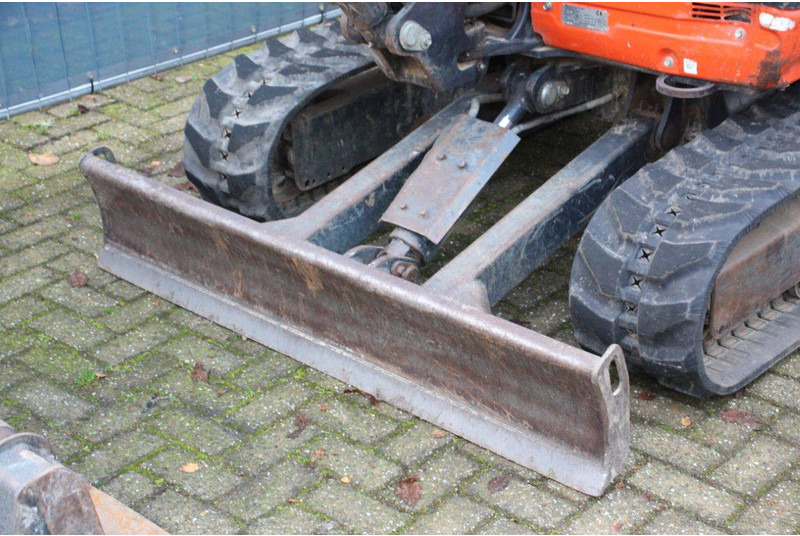 Гусеничный экскаватор Kubota U27-4: фото 14 Гусеничный экскаватор Kubota U27-4: фото 14