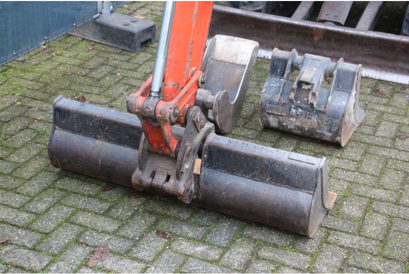 Гусеничный экскаватор Kubota U27-4: фото 16 Гусеничный экскаватор Kubota U27-4: фото 16