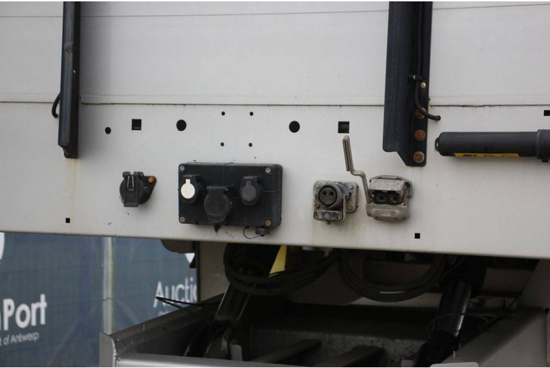 Полуприцеп бортовой/ Платформа Langendorf SBH/09C: фото 9 Полуприцеп бортовой/ Платформа Langendorf SBH/09C: фото 9