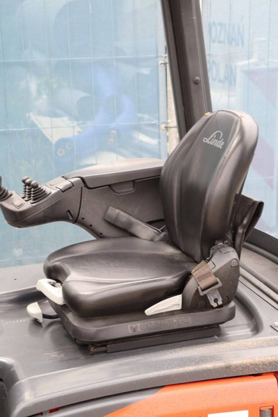 Электропогрузчик Linde E14-02: фото 20 Электропогрузчик Linde E14-02: фото 20