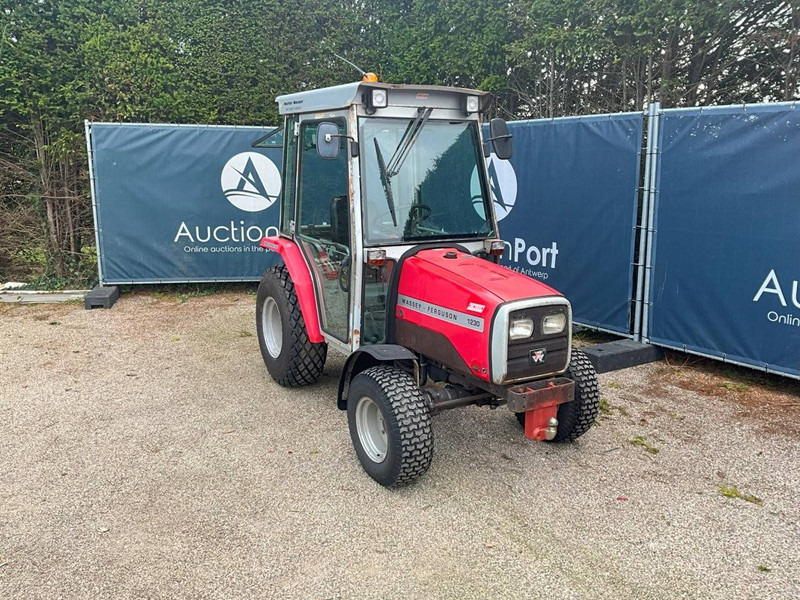 Massey Ferguson 1230 - Трактор: фото 1 Massey Ferguson 1230 - Трактор: фото 1