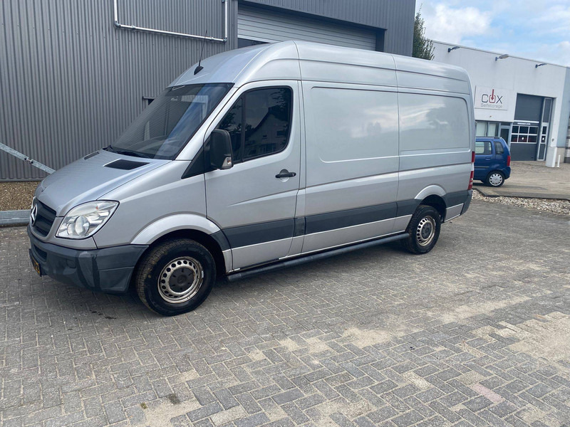 Mercedes-Benz 906 KA 35 SPRINTER 315CDI - Цельнометаллический фургон: фото 2 Mercedes-Benz 906 KA 35 SPRINTER 315CDI - Цельнометаллический фургон: фото 2