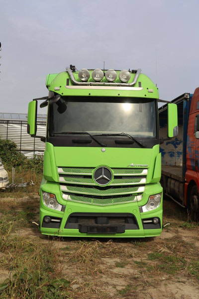 Mercedes-Benz Actros 2551 - Грузовик бортовой/ Платформа: фото 5 Mercedes-Benz Actros 2551 - Грузовик бортовой/ Платформа: фото 5