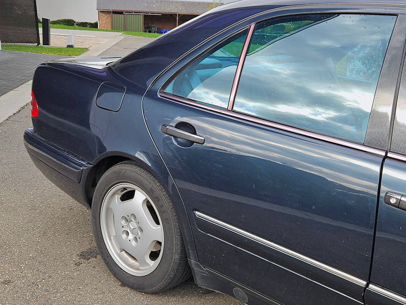 Mercedes-Benz E-Klasse (W210) _ 300 D Automatic - Седан: фото 3 Mercedes-Benz E-Klasse (W210) _ 300 D Automatic - Седан: фото 3