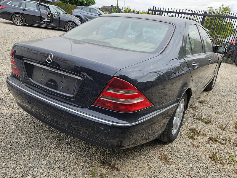 Mercedes-Benz S-Klasse 320 CDI - Седан: фото 4 Mercedes-Benz S-Klasse 320 CDI - Седан: фото 4