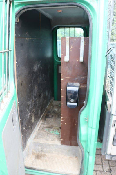 Цельнометаллический фургон Mercedes-Benz Sprinter 315 CDI: фото 16 Цельнометаллический фургон Mercedes-Benz Sprinter 315 CDI: фото 16