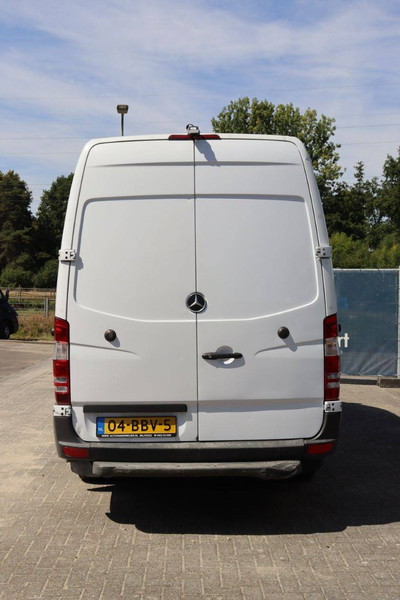 Mercedes-Benz Sprinter - Цельнометаллический фургон: фото 5 Mercedes-Benz Sprinter - Цельнометаллический фургон: фото 5