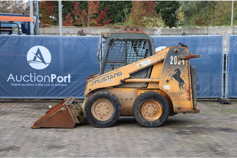 Mustang 2054 - Колёсный погрузчик: фото 2 Mustang 2054 - Колёсный погрузчик: фото 2