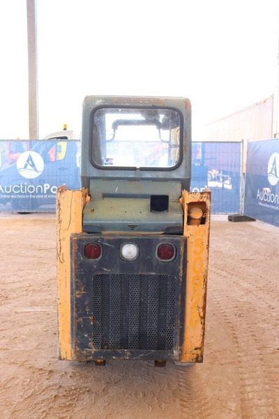 Mustang SL2012 - Колёсный погрузчик: фото 4 Mustang SL2012 - Колёсный погрузчик: фото 4