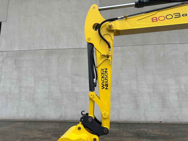 Гусеничный экскаватор Neuson 8003: фото 11 Гусеничный экскаватор Neuson 8003: фото 11