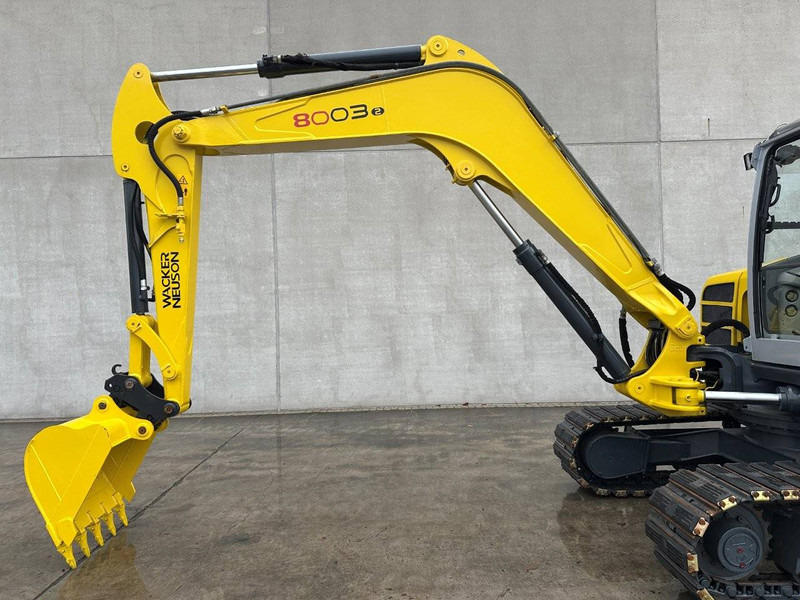 Гусеничный экскаватор Neuson 8003: фото 13 Гусеничный экскаватор Neuson 8003: фото 13