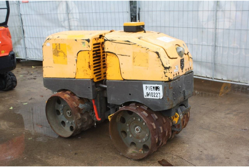 Neuson Roller RT2SC - Каток: фото 2 Neuson Roller RT2SC - Каток: фото 2