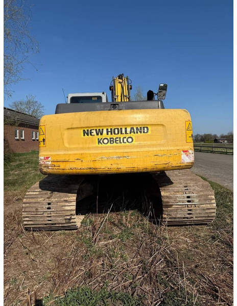 New Holland E215 - Гусеничный экскаватор: фото 3 New Holland E215 - Гусеничный экскаватор: фото 3