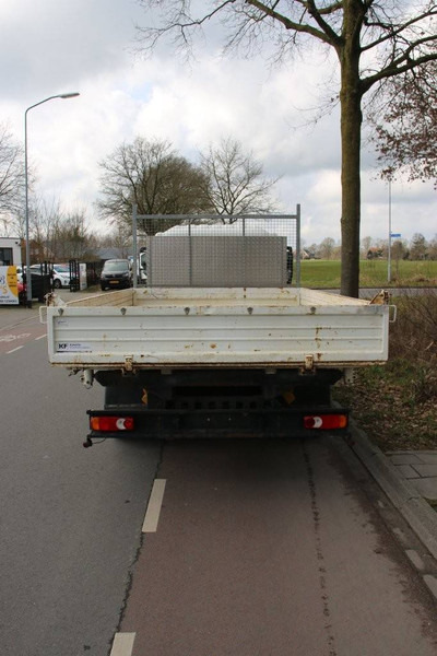 Nissan NT500 - Грузовик бортовой/ Платформа: фото 4 Nissan NT500 - Грузовик бортовой/ Платформа: фото 4