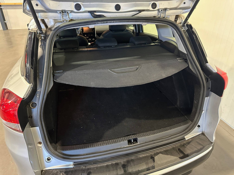 Renault Clio Estate 0.9 TCe Expression - Седан: фото 5 Renault Clio Estate 0.9 TCe Expression - Седан: фото 5