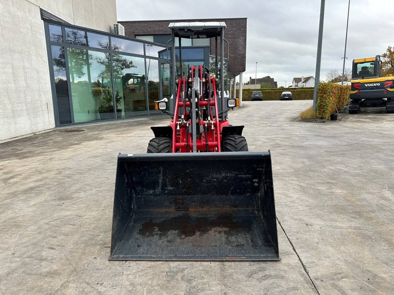 Schmidt 707E - Колёсный погрузчик: фото 2 Schmidt 707E - Колёсный погрузчик: фото 2