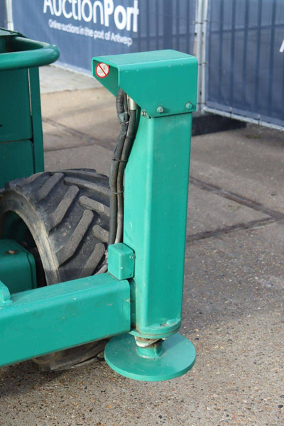 Ножничный подъемник Skyjack SJ 6832RT: фото 20